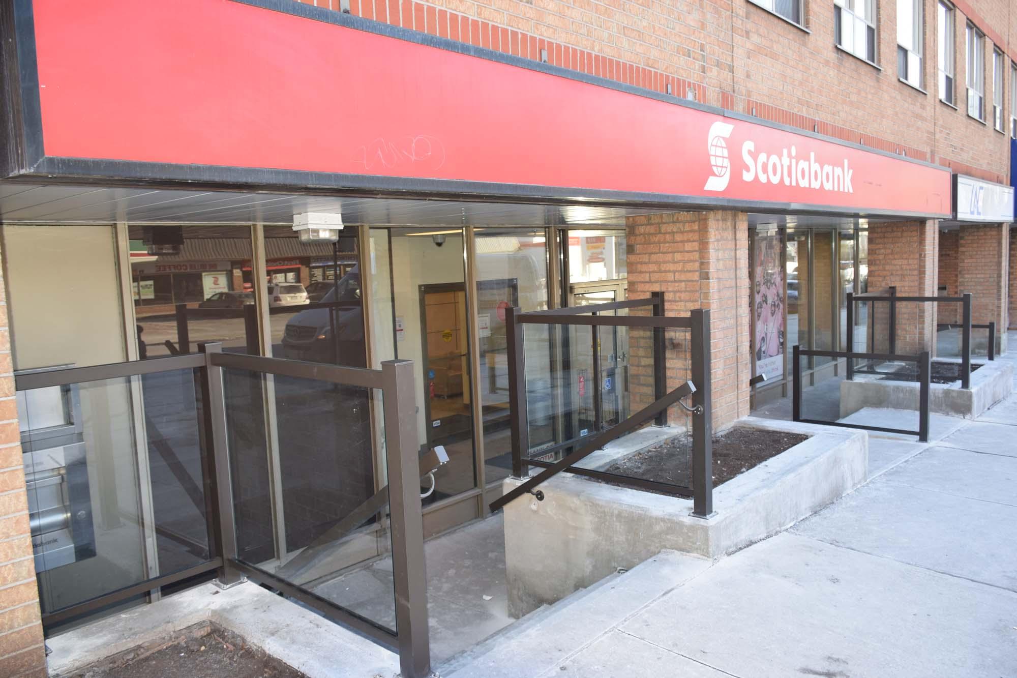 Restaurant Patio Railings Toronto